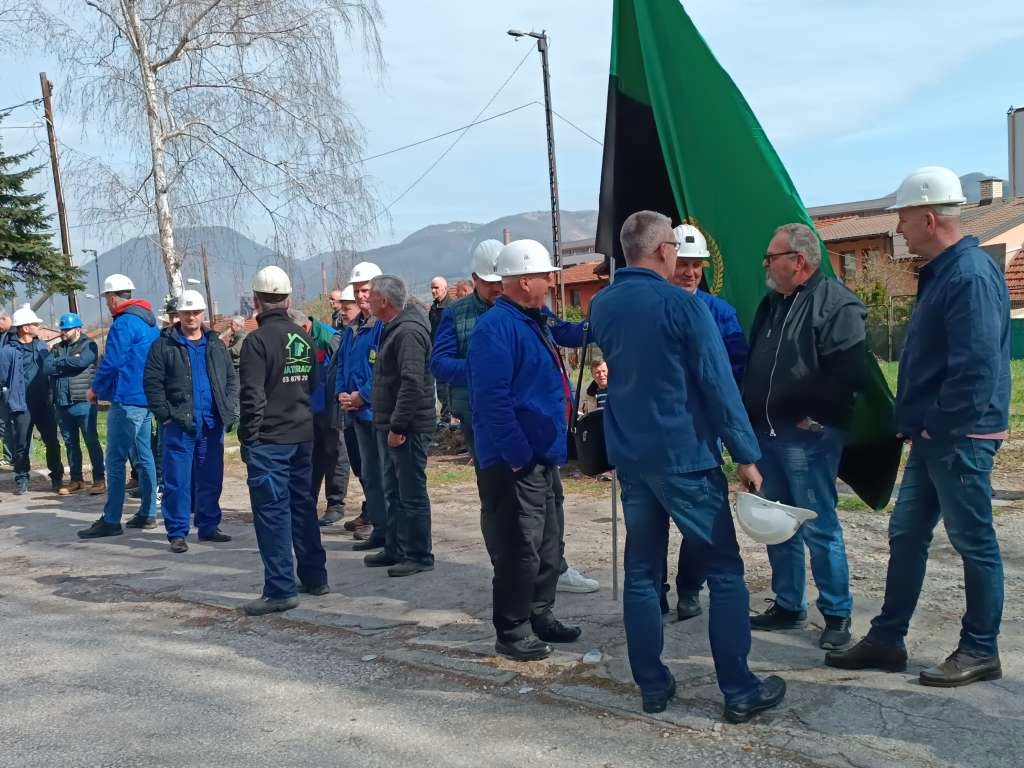 Zenički rudari i dalje ne rade, plaće za siječanj i veljaču očekuju do petka